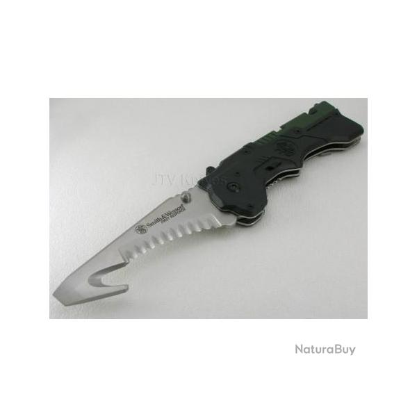 Couteau Smith&Wesson Rescue 3rd Generation Ouverture Assist�e Acier Inox Serrated SW911N