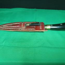 Ensemble traditionnel de deux couteaux asiatiques datant des ann&eacute;es 1940-1950