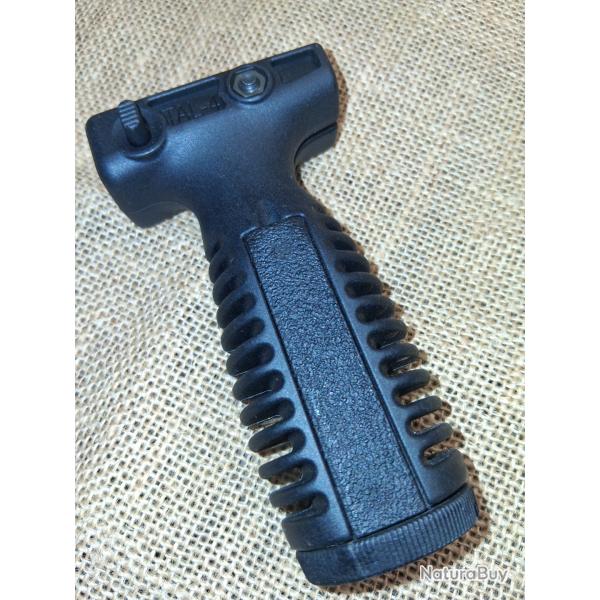 Poign�e verticale FAB defense pour rail Picatinny 22mm avec compartiment 2 piles