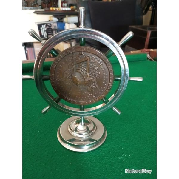 M�daille comm�morative en bronze et malachite