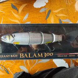 Leurre Swimbait Madness Balam 300 Flottant - NEUF