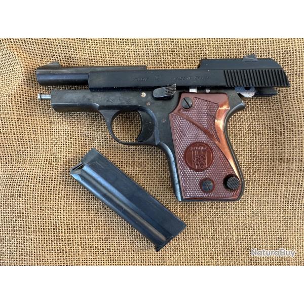 Pistolet UNIQUE mod L "D" - calibre 22LR