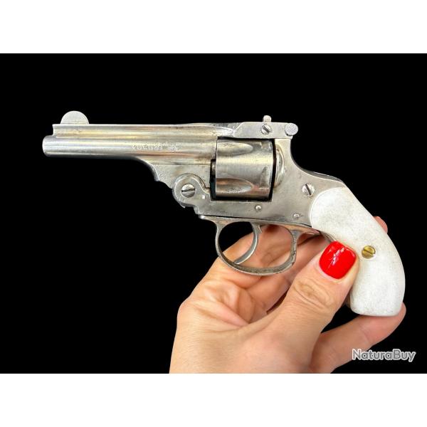 REVOLVER TYPE SMITH & WESSON cal. 32sw num�ro 103044