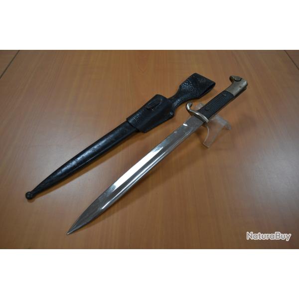 Ba�onnette Allemande de sortie belle fabrication avec porte fourreau cuir