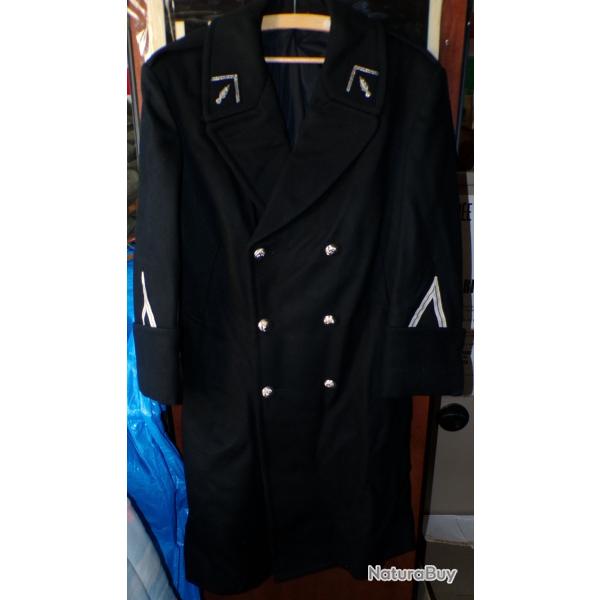 GENDARMERIE : MANTEAU EN LAINE BLEU MARINE  ,TAILLE CIVILE TAILLE L ,REFORME OBSOLETE POUR COLLECTIO