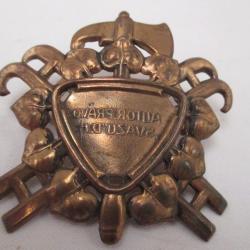 plaque de casque de pompier  &eacute;trang&eacute;re
