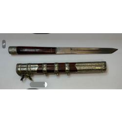 Magnifique Couteau de voyage, asiatique, ( trousse de n&eacute;cessaire)