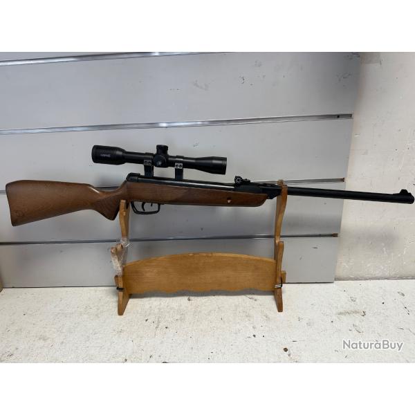 Carabine � plombs Gamo DELTA cal.4,5mm bois 7,5j + lunette hawke 4x32