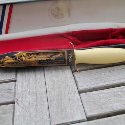 couteau US type Camillius comm&eacute;moratif de la WW2
