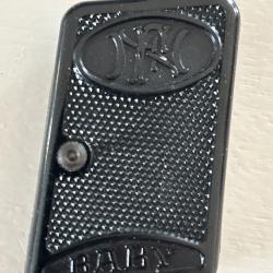 Plaquettes pistolet FN Baby