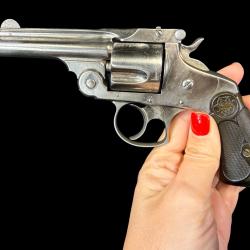 SMITH & WESSON cal. 38sw num&eacute;ro 165638