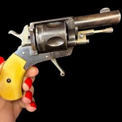 SUPERBE REVOLVER BULLDOG LUXE cal. 320