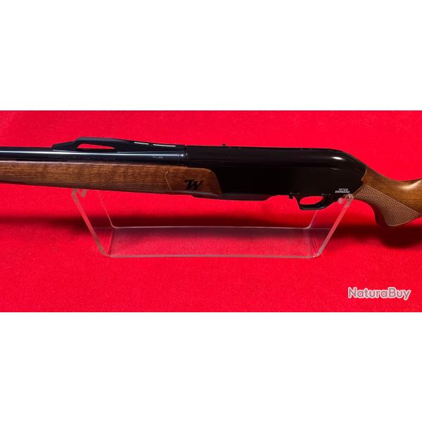 Carabine Winchester, mod�le SXR Vulcan, calibre 300 Win mag, tr�s bon �tat proche du neuf.