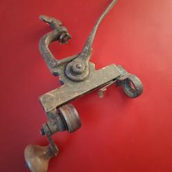 Sertisseur calibre 16 a broche