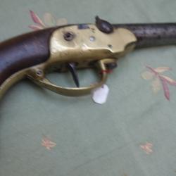 pistolet de cavalerie mod&eacute;le 1777 dit &agrave; "coffre" transform&eacute; &agrave; percussion
