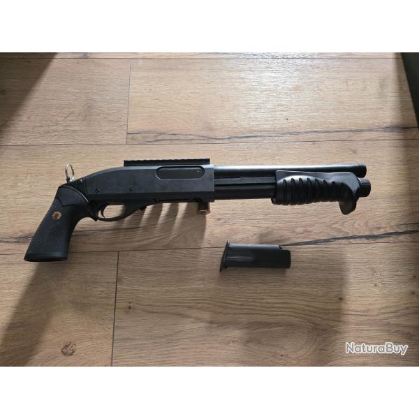M870 breacher