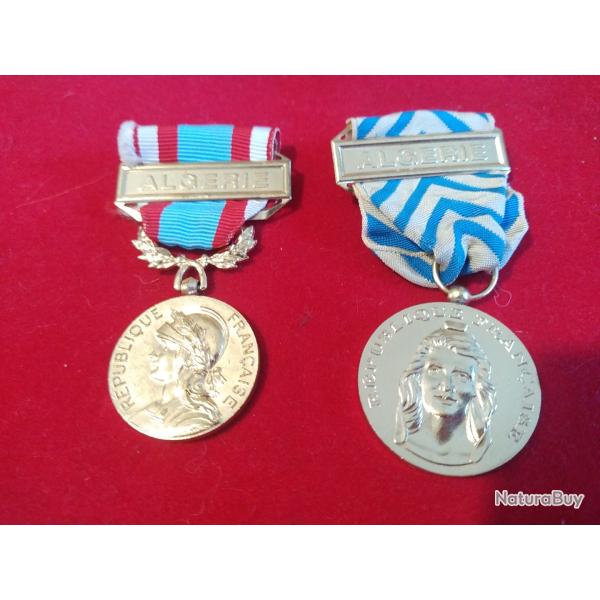 Lot de 2 m�dailles militaires fran�aises - Guerre d'Alg�rie / AFN (Agrafes Alg�rie)