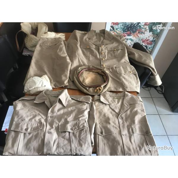 Blouson,pantalon,chemises militaires ? Marine ?