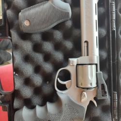 A VENDRE TAURUS TRACKER 357 MAGNUM 6 POUCES ETAT NEUF