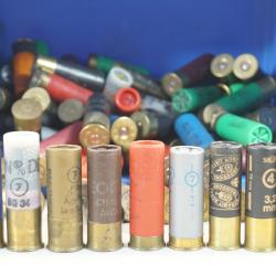 munitions cal 12 lots de 100 cartouches pour ench&egrave;re 1� sans prix de r&eacute;serve