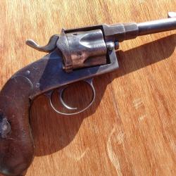 Reich revolver mod&egrave;le 1883