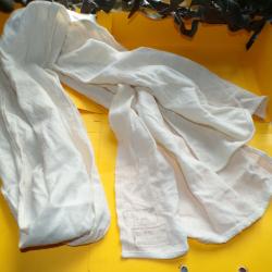 CEINTURE BLANCHE DE TRADITION EN FLANELLE DE L'ARMEE FRANCAISE, AVEC TAMPON ARMEE DE 1956 PEU LISIBL