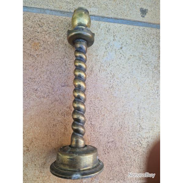 ANCIEN JOLIE  CHANDELIER EN LAITON TOURNE VRAIEMENT ORIGINAL