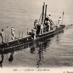 Carte postale ancienne Sous-marin L'Oursin par A. Bougault - N&deg;8962