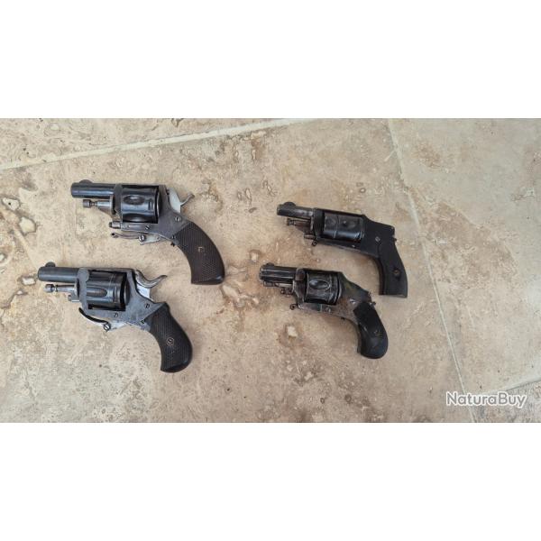Beau lot R�volver Bulldog 320