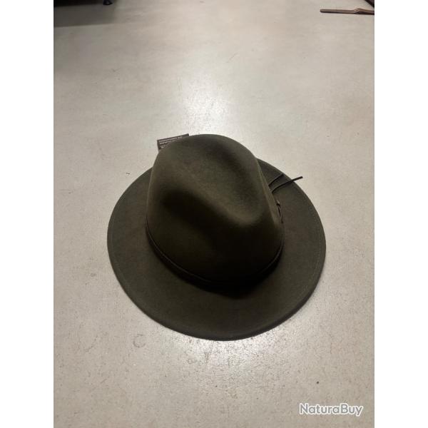 tr�s beau chapeau feutr� neuf a vendre aux ench�res taille 60 vert destockage magasin de chasse