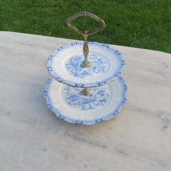 Serviteur en porcelaine &agrave; deux &eacute;tages vintage, d&eacute;cor "Th&eacute;resia"par Seltmann Weiden (Vers 1960-70)