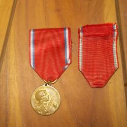 m&eacute;daille de verdun 1916 mod vernier