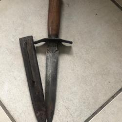 Couteau de tranch&eacute;e le vengeur