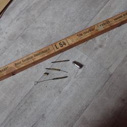 Boite Lienhard L54 avec quelques accessoires de la marque