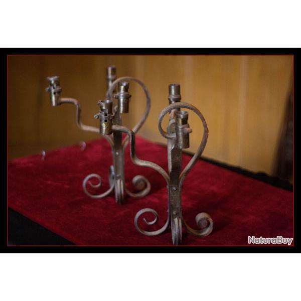 Paire de chandeliers muraux ( fabrication d'arsenaux ) . ( collection ) .