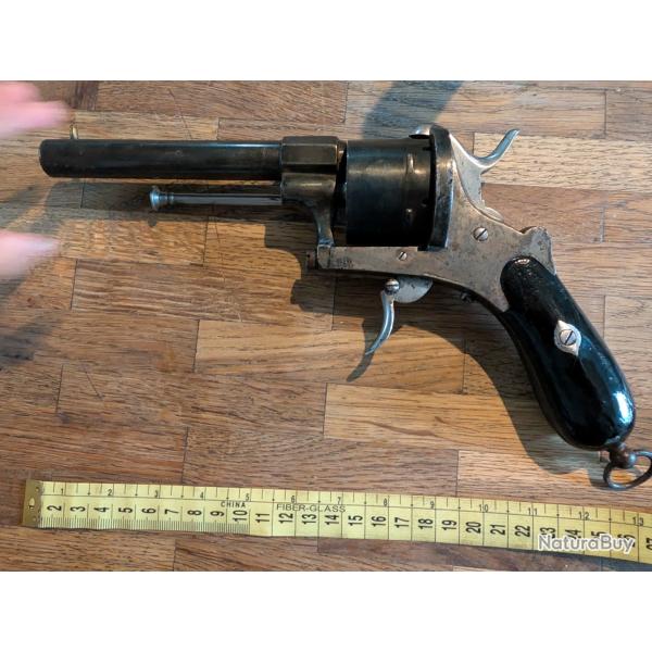 Revolver � broches cal 12 mm