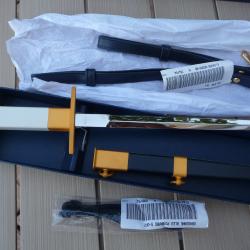 vends dague officier de l arm&eacute;e de l air .etat neuf.