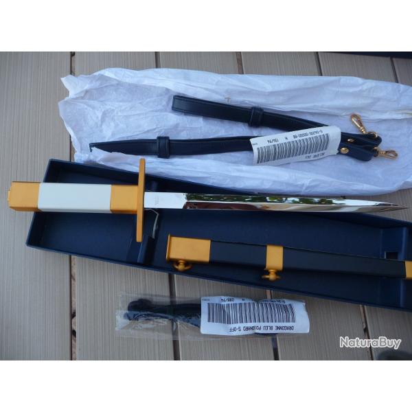 vends dague officier de l arm�e de l air .etat neuf.