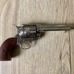 Arme factice : Revolver SAA Peacemaker grav&eacute;