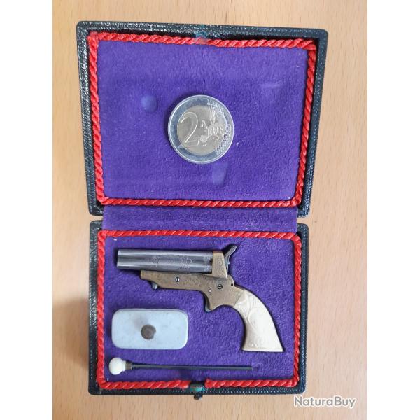 SUPERBE MINIATURE DE PISTOLET