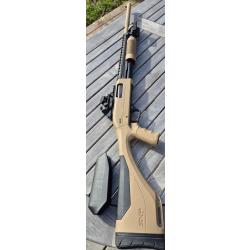 FUSIL A POMPE WINCHESTER SXP XTREM DARK EARTH CAL 12/76 + Point Rouge Bushnell TRS-25 + Accessoires
