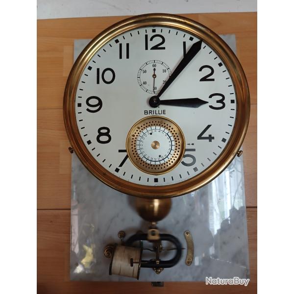 Horloge brillie