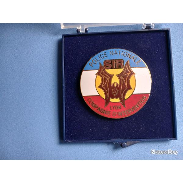 medaille ou insigne metallique SIR police nationale
