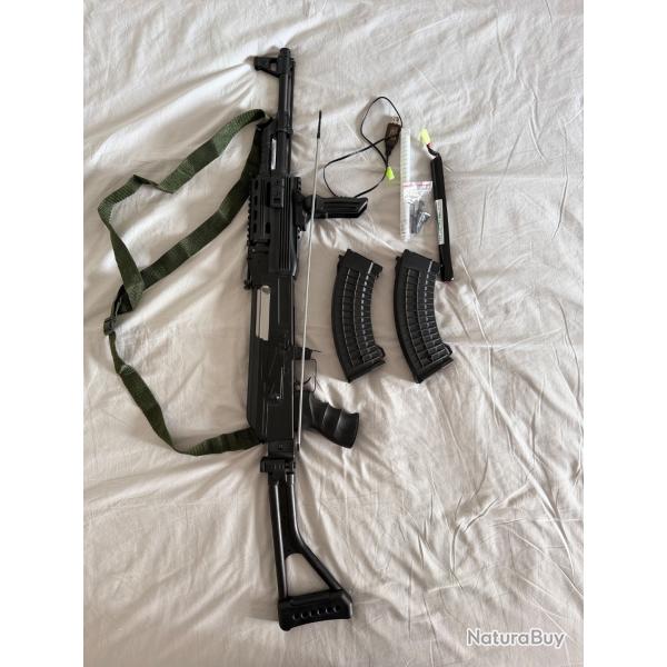 Airsoft R�plique AEG Kalashnikov AK47 Tactical CYMA