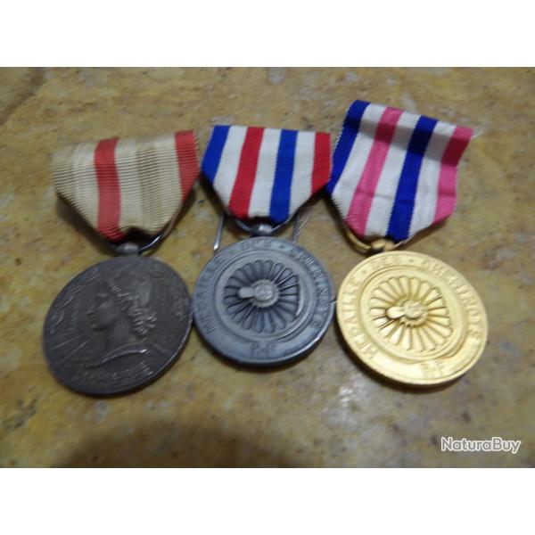 3  M�daille (s) honneur des cheminots Chemin de fer SNCF argent argent� dor� attribu�e 1942 + 48+57