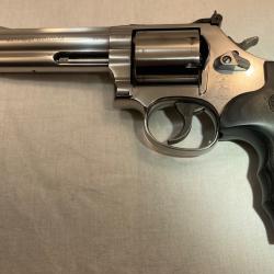 SMITH ET WESSON 686 PLUS MAGNUM SERIES "5" INOX 7 COUPS