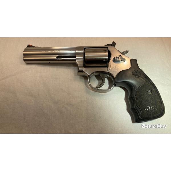 SMITH ET WESSON 686 PLUS MAGNUM SERIES "5" INOX 7 COUPS