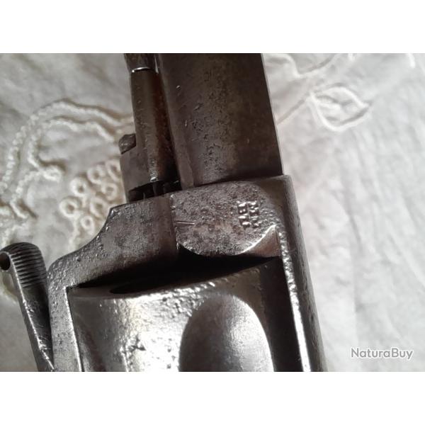 Vends R�volver de poche Puppy/Bullgog D�tente escamotableA r�viser