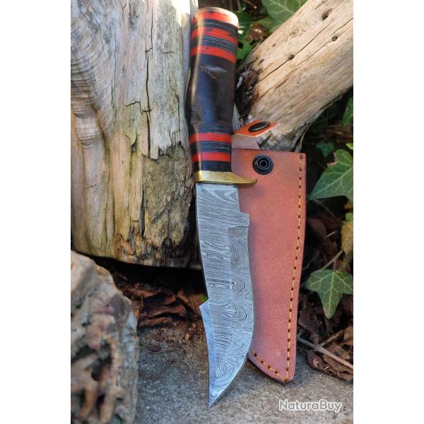Poignard Puukko Couteau Lame Acier Damas 256 Couches Manche Corne B�lier Fabric Artisan Etui Cuir 01