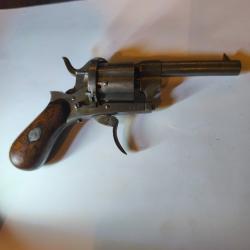 Superbe revolver de poche &agrave; broche 7 mm syst&egrave;me lefaucheux ELG m&eacute;canique parfaite canon et chambre m